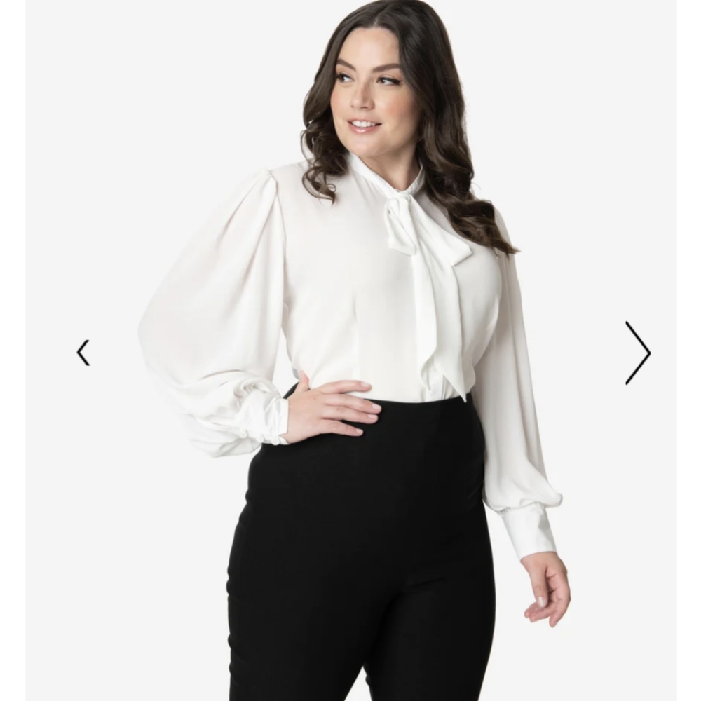 Neck tie blouse